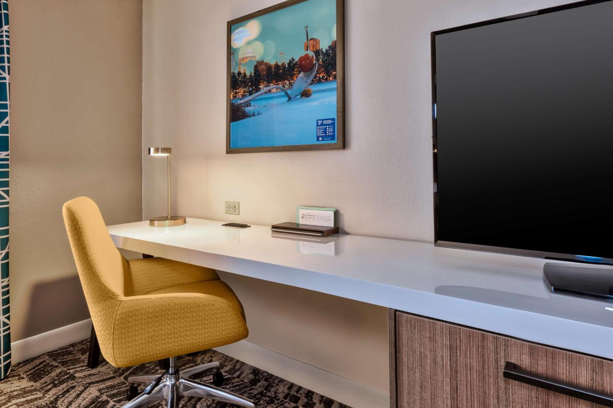 Hilton Garden Inn Minneapolis Maple Grove Extérieur photo